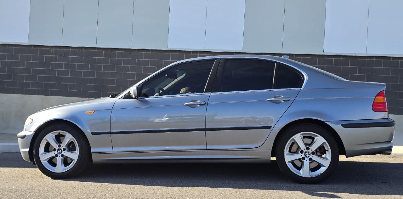 BMW 3-Series 330xi Sedan 2004