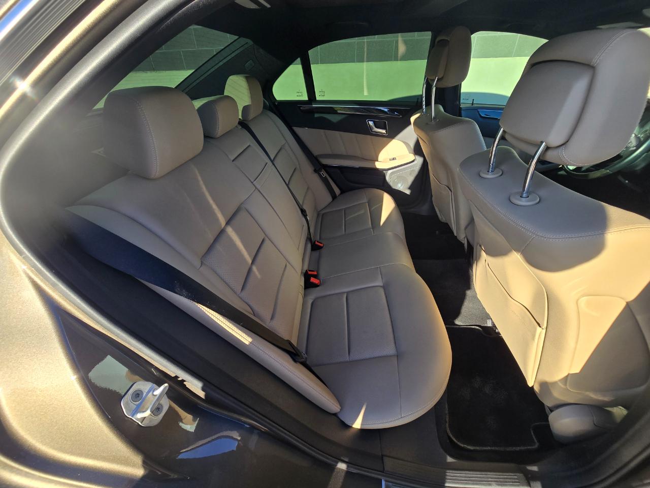 Mercedes-Benz E-Class E350 4MATIC Sedan 2012