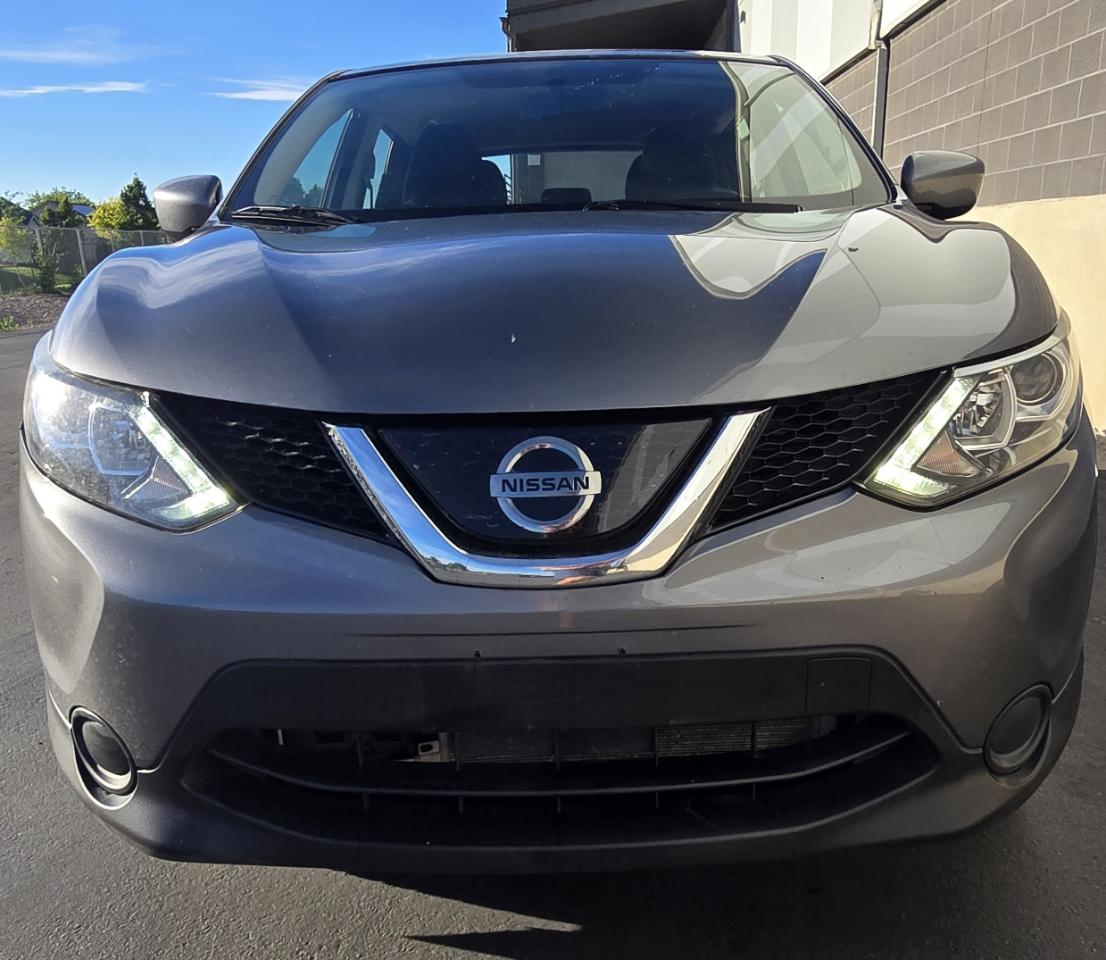Nissan Rogue Sport S 2019