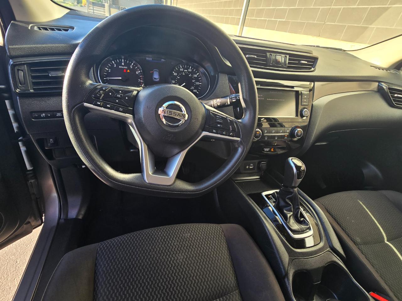 Nissan Rogue Sport S 2019