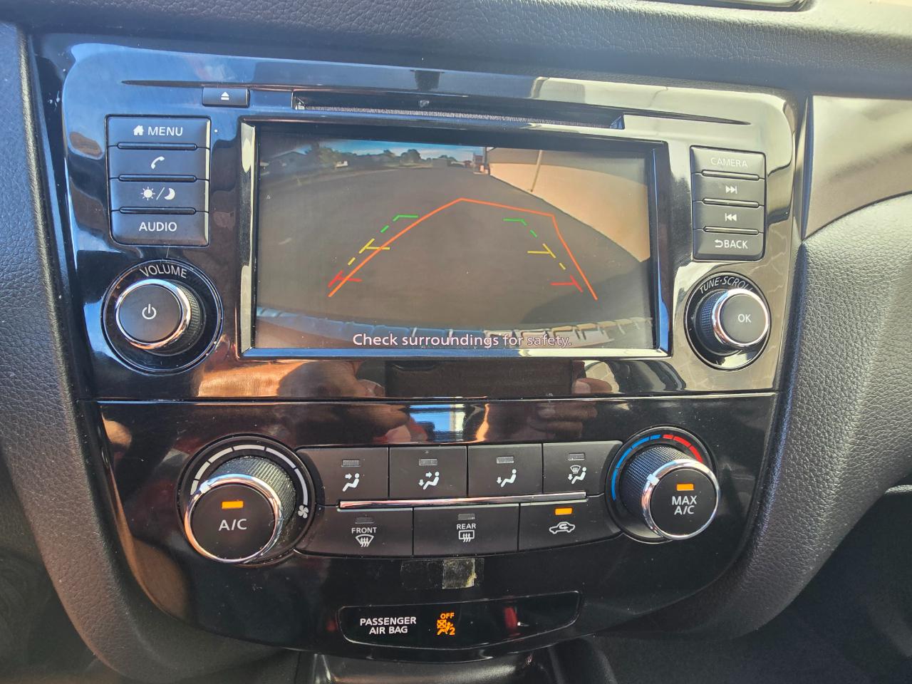 Nissan Rogue Sport S 2019