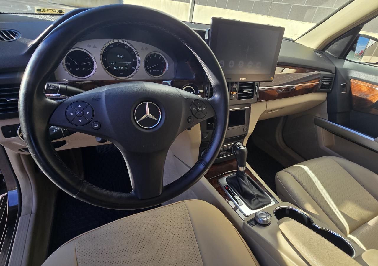 Mercedes-Benz GLK-Class GLK350 4MATIC 2012