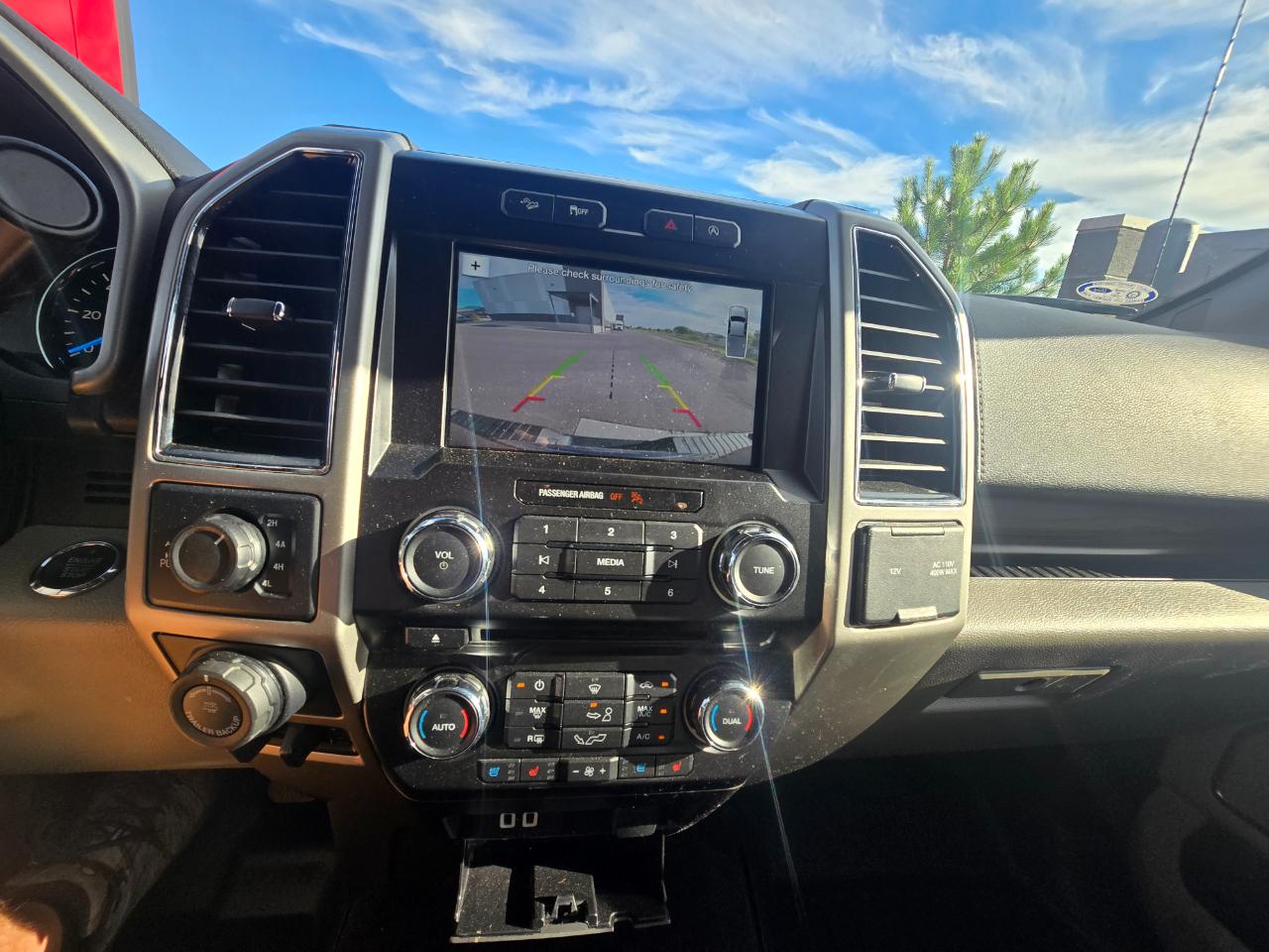Ford F-150 Lariat SuperCrew 6.5-ft. Bed 4WD 2017