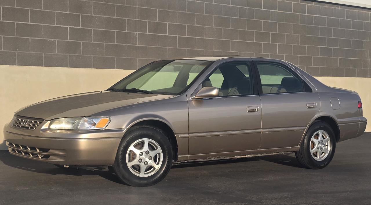 Toyota Camry CE 1998