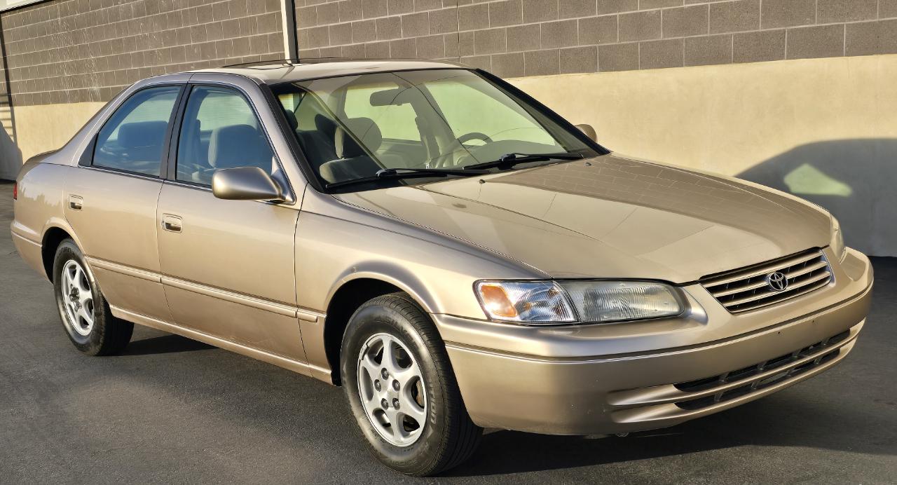 Toyota Camry CE 1998