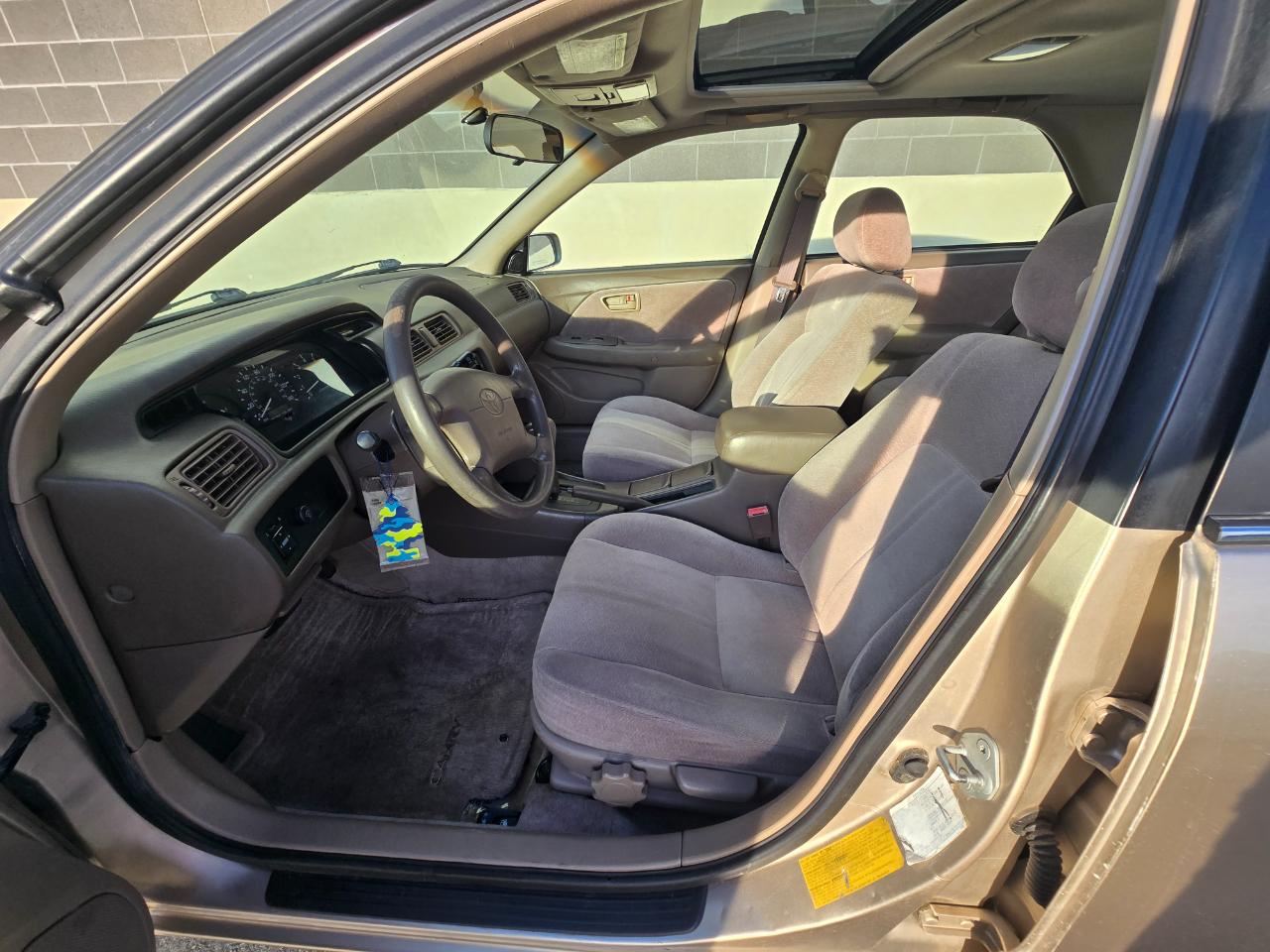 Toyota Camry CE 1998