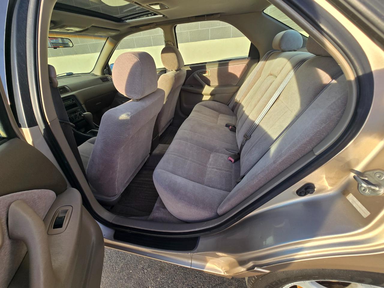 Toyota Camry CE 1998