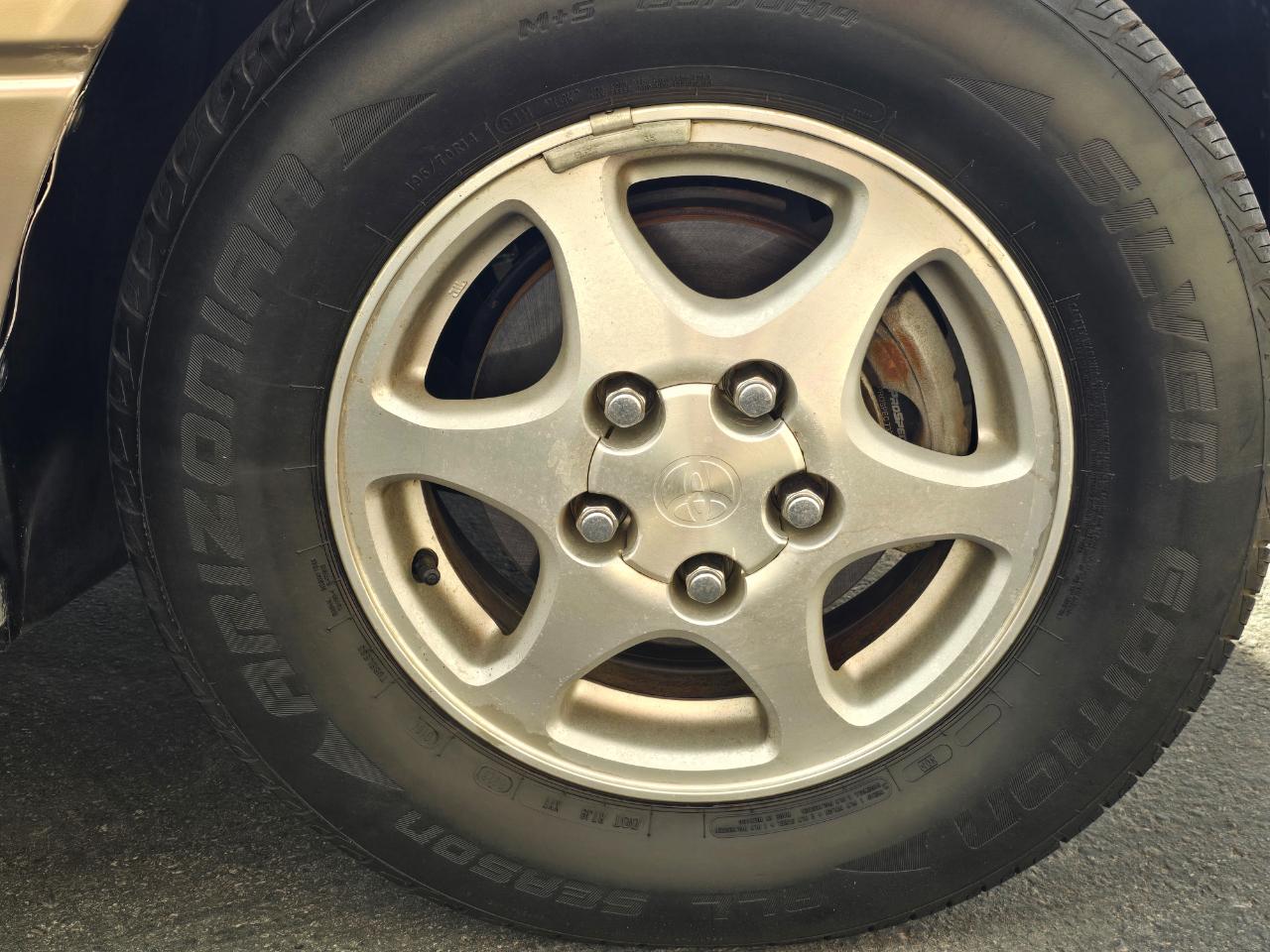 Toyota Camry CE 1998