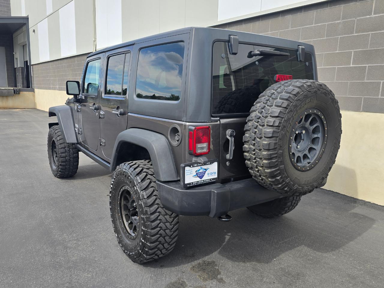 Jeep Wrangler Unlimited Sport 4WD 2014