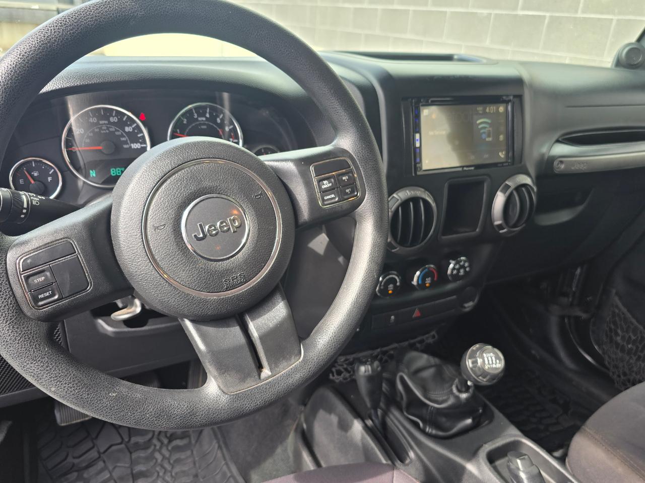 Jeep Wrangler Unlimited Sport 4WD 2014