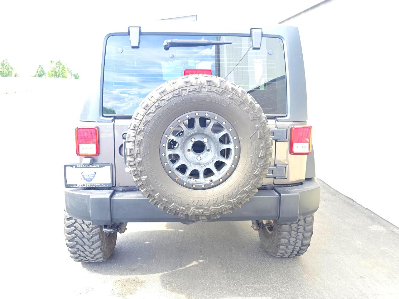 Jeep Wrangler Unlimited Sport 4WD 2014