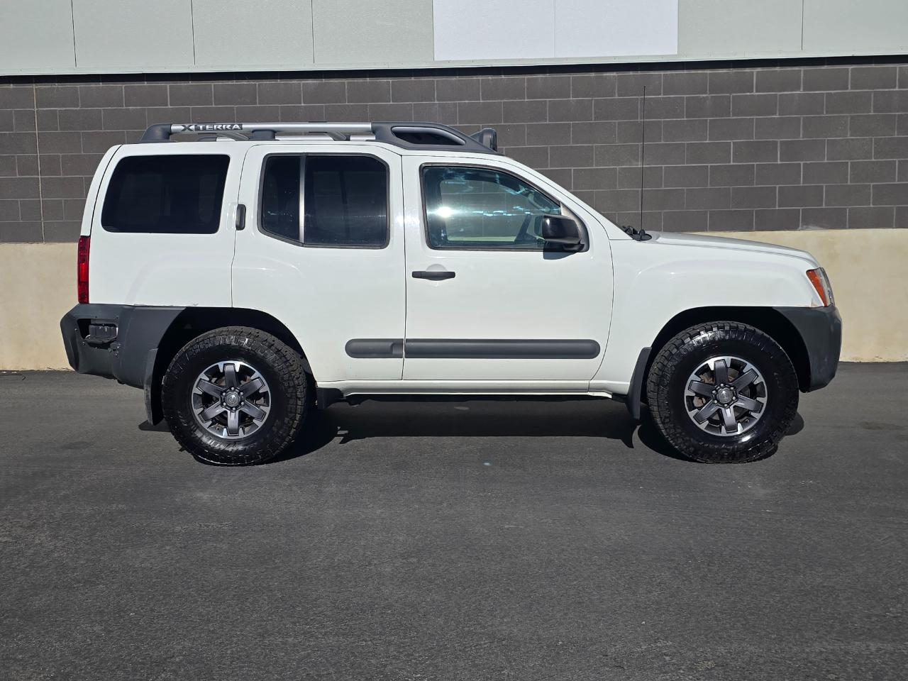 Nissan Xterra PRO-4X 5AT 4WD 2015