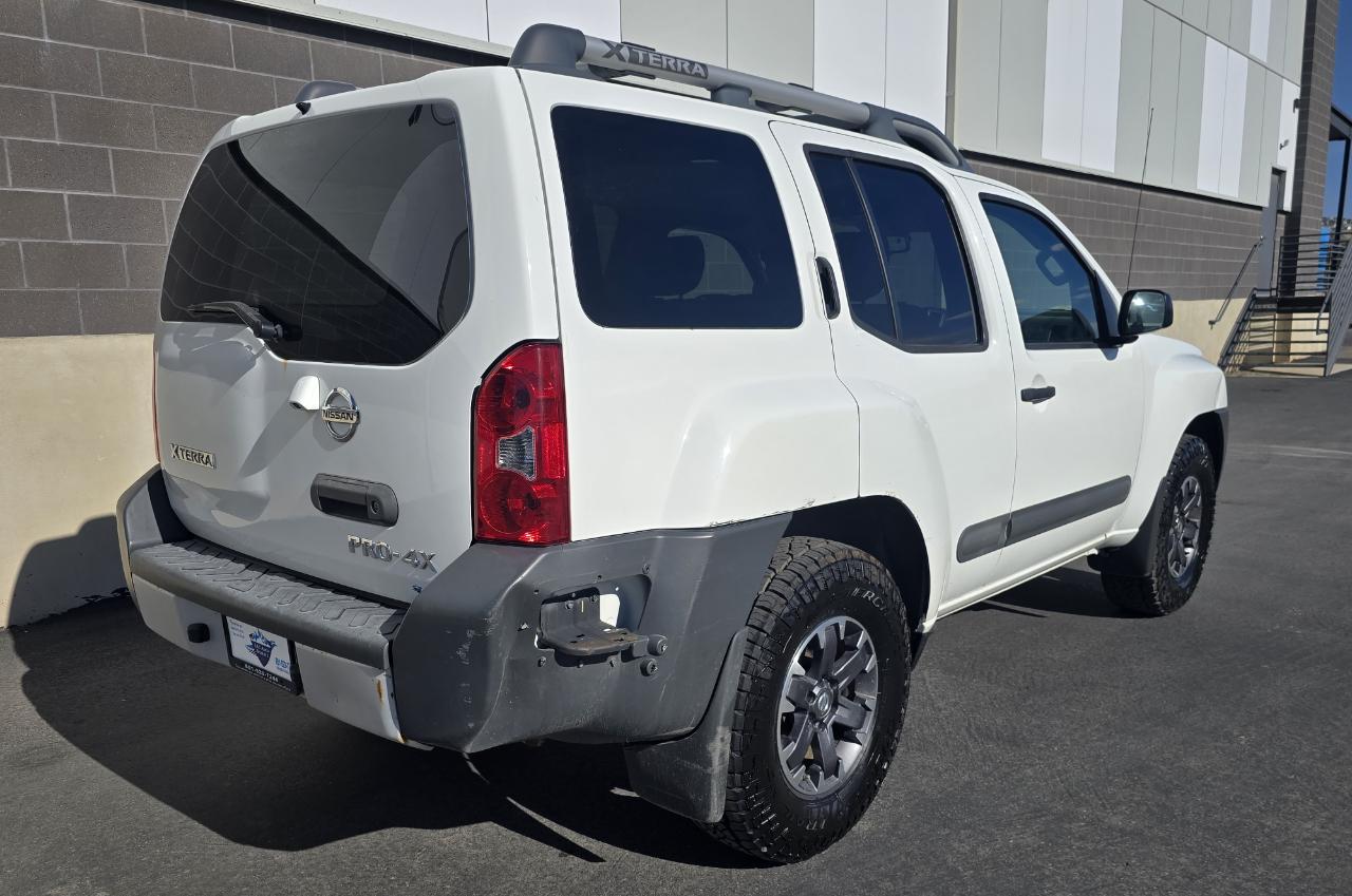 Nissan Xterra PRO-4X 5AT 4WD 2015