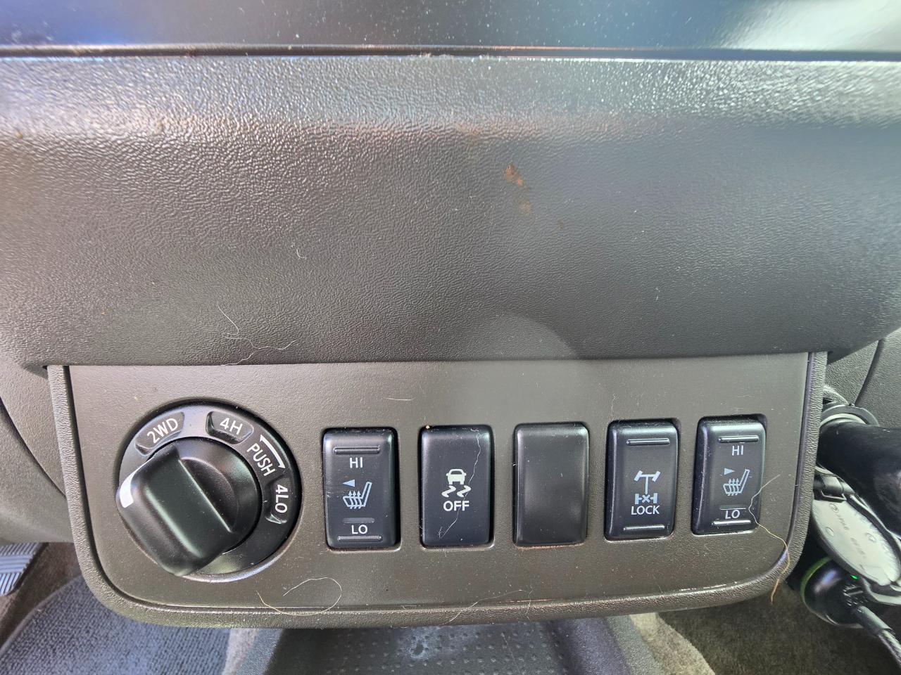 Nissan Xterra PRO-4X 5AT 4WD 2015