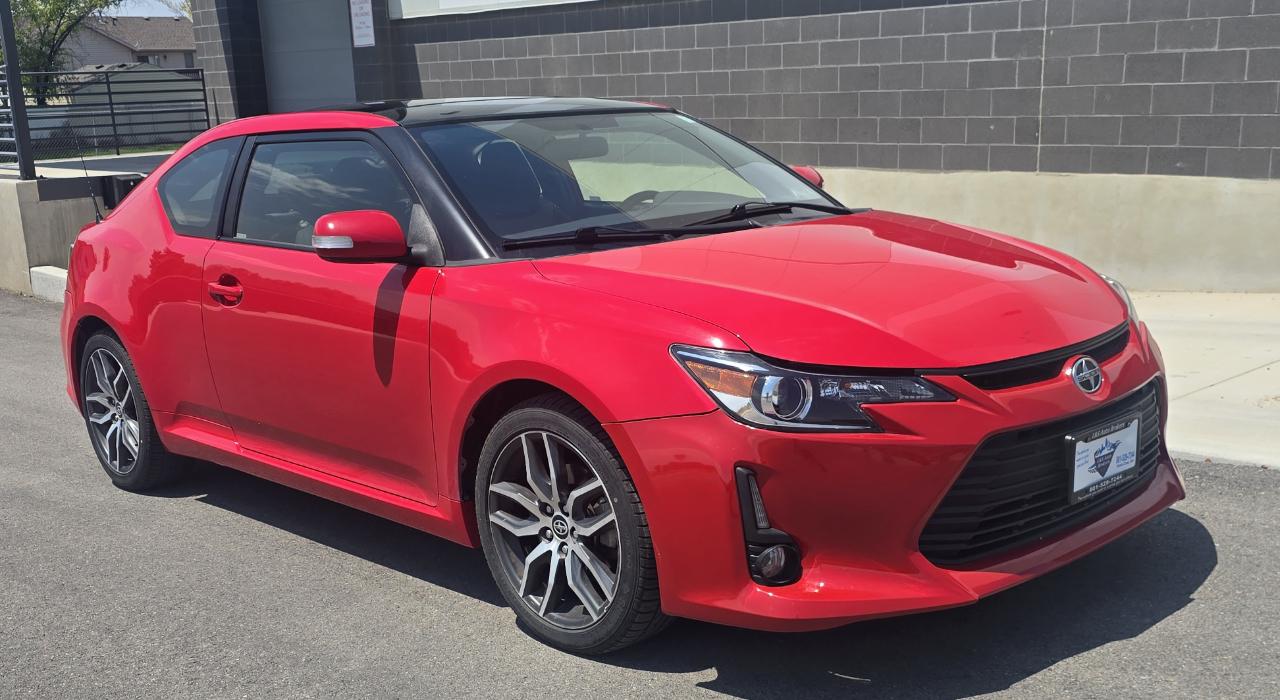 Scion tC Sports Coupe 6-Spd AT 2016