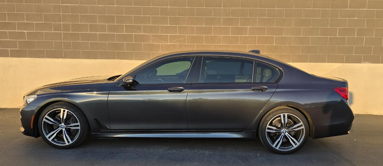 BMW 7-Series 740i 2016