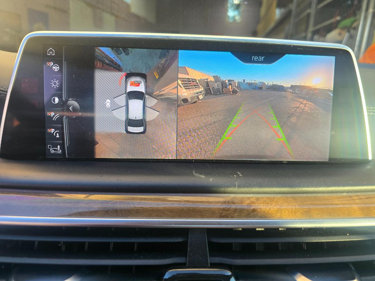 BMW 7-Series 740i 2016