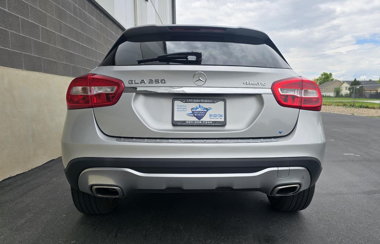 Mercedes-Benz GLA-Class GLA250 4MATIC 2018
