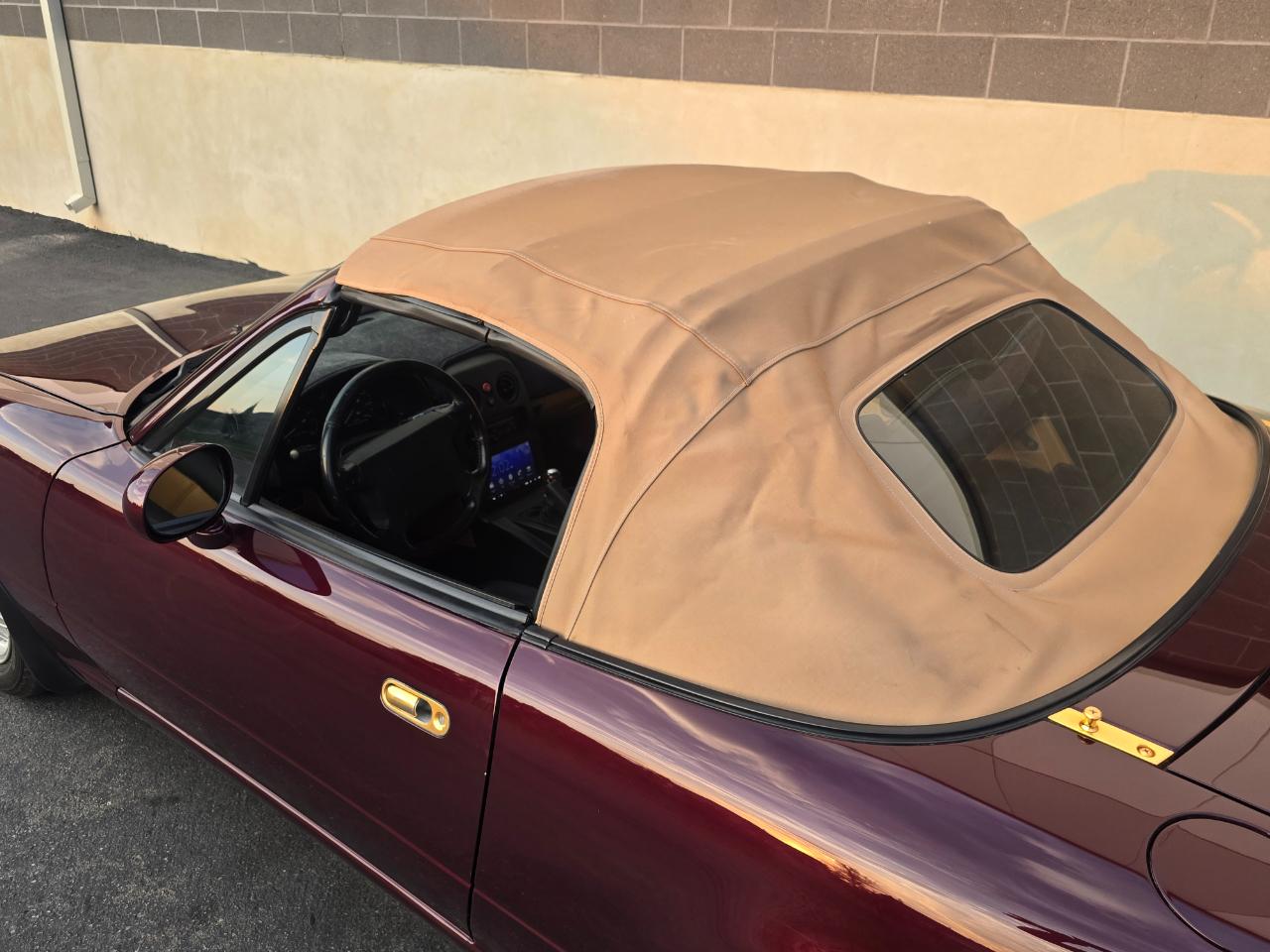Mazda MX-5 Miata 2dr Conv M-Edition Manual 1995