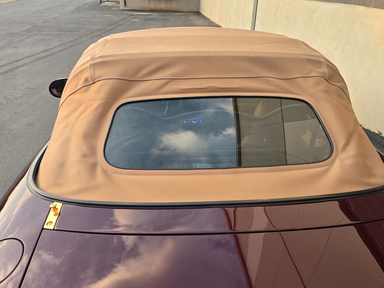 Mazda MX-5 Miata 2dr Conv M-Edition Manual 1995