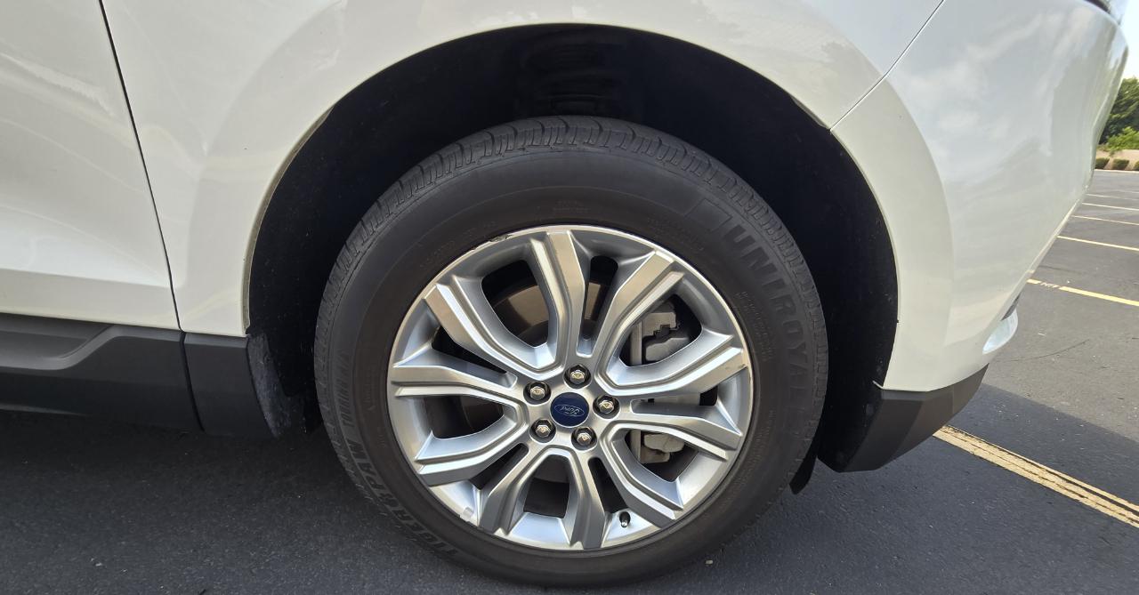 Ford Edge Titanium 2023