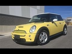 2005 MINI Cooper 