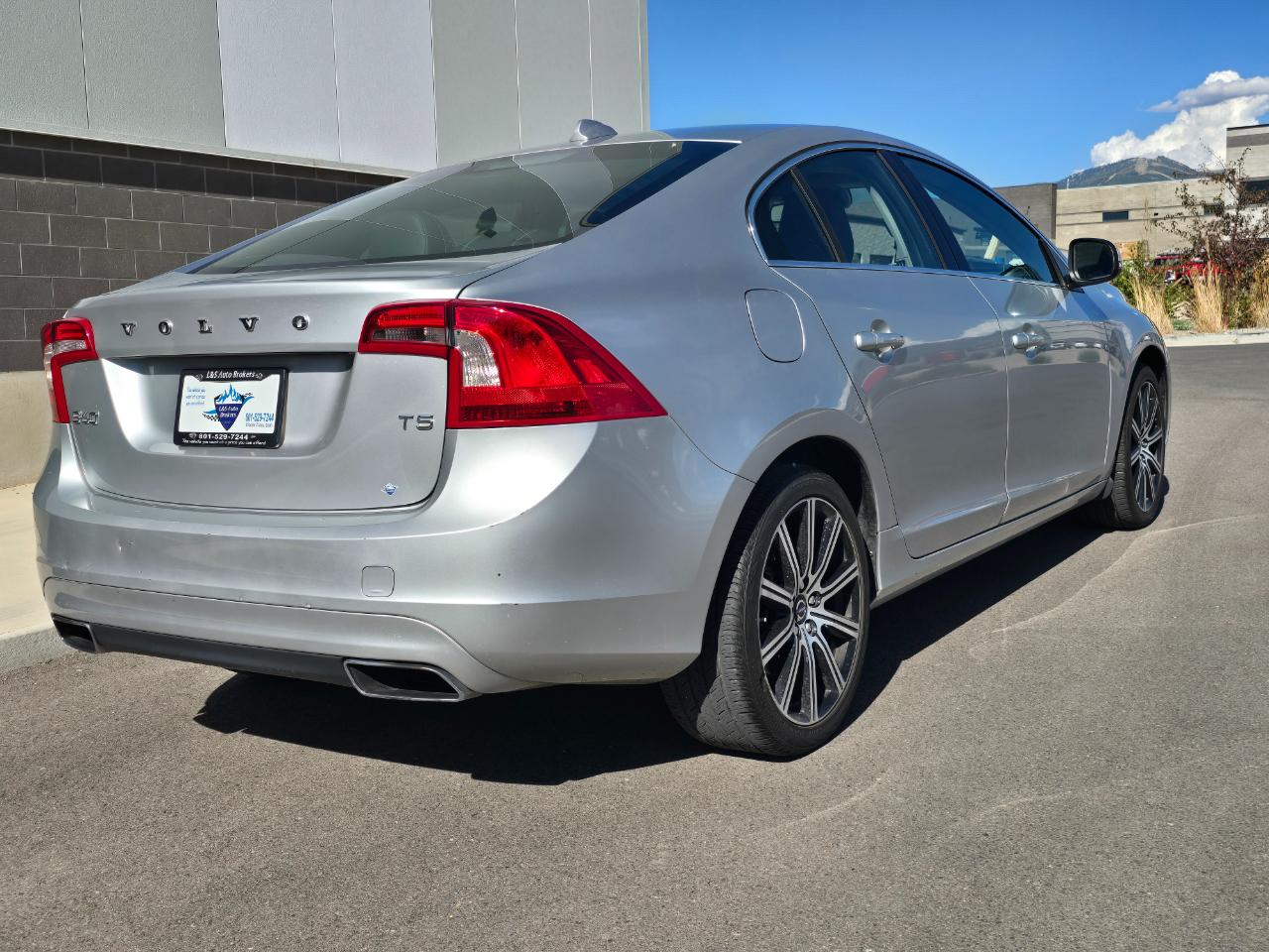 Volvo S60 T5 2014