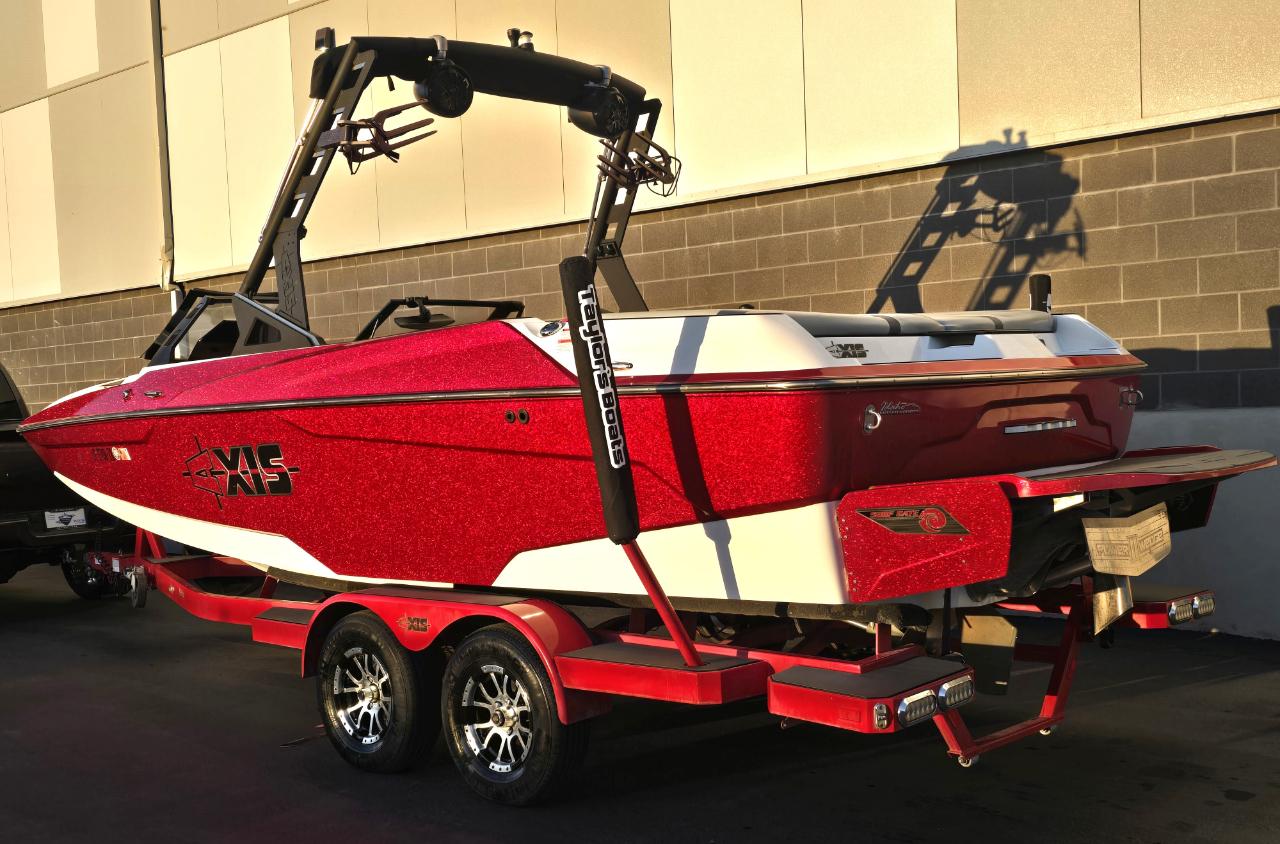 Axis Tow Boat A22  2019