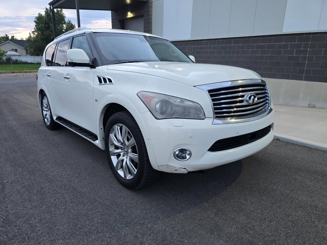 Infiniti QX80 4WD 2014