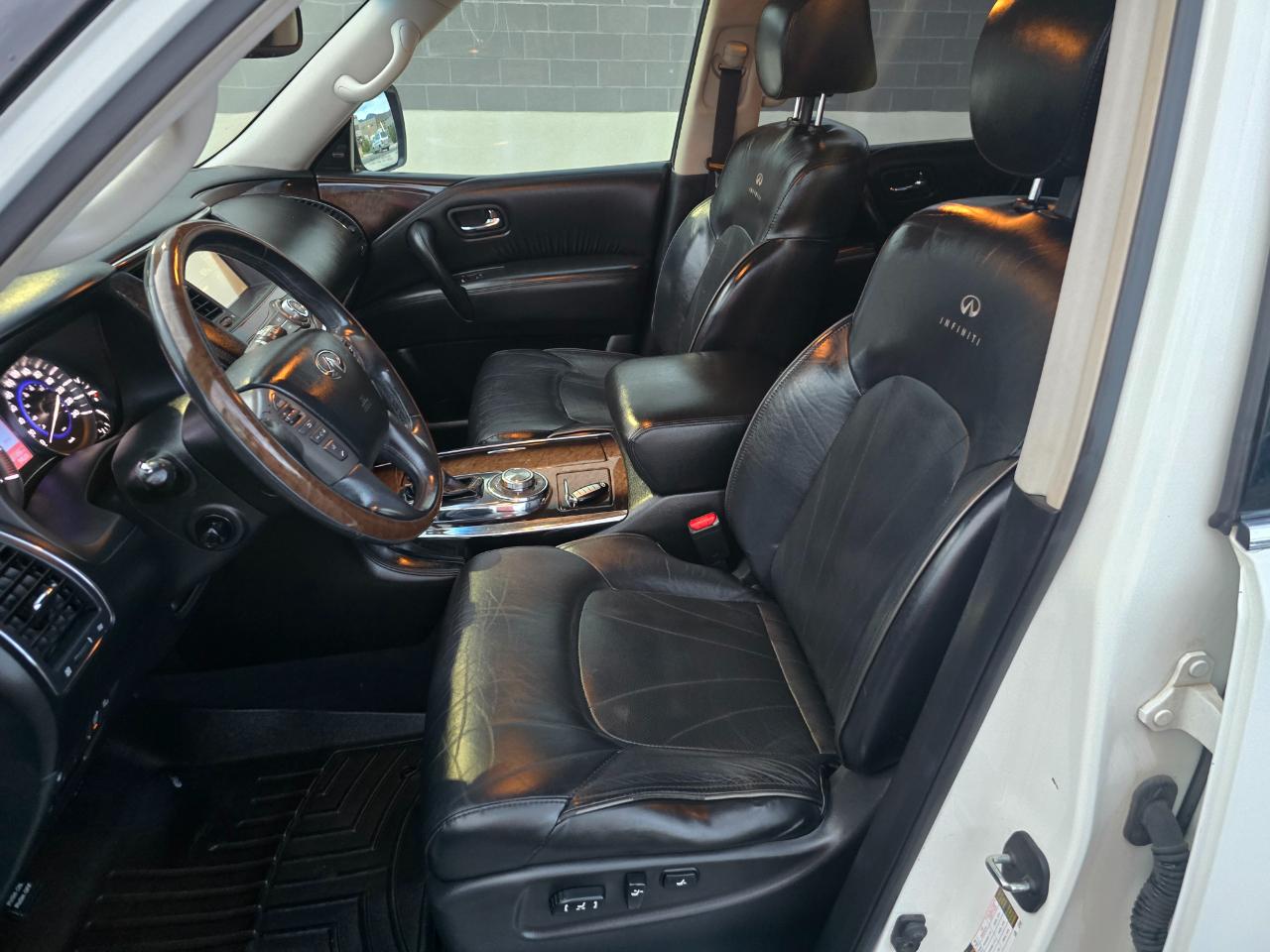 Infiniti QX80 4WD 2014