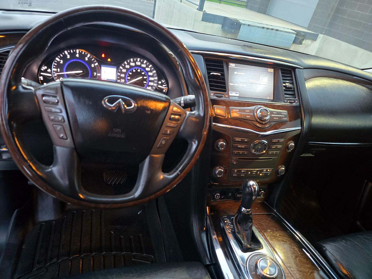 Infiniti QX80 4WD 2014