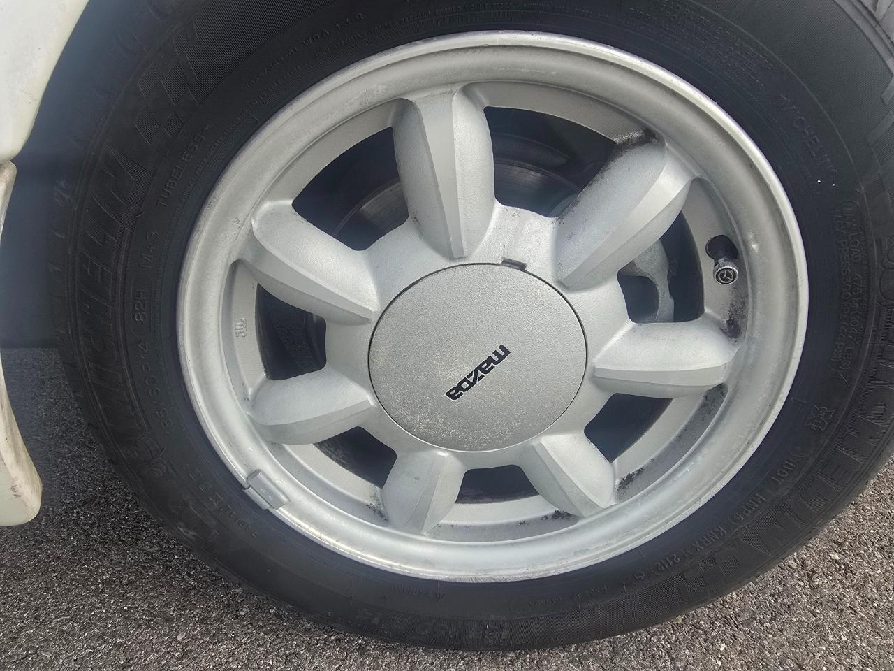 Mazda MX-5 Miata Base 1990