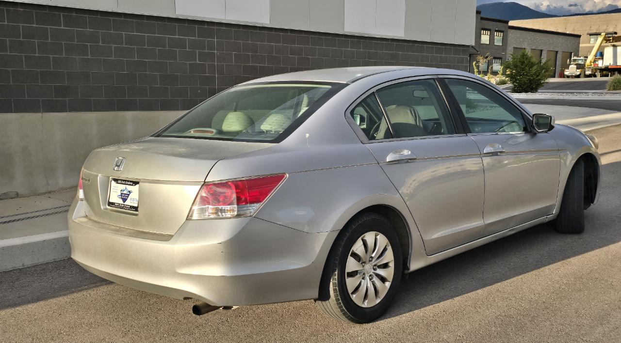 Honda Accord LX sedan AT 2010