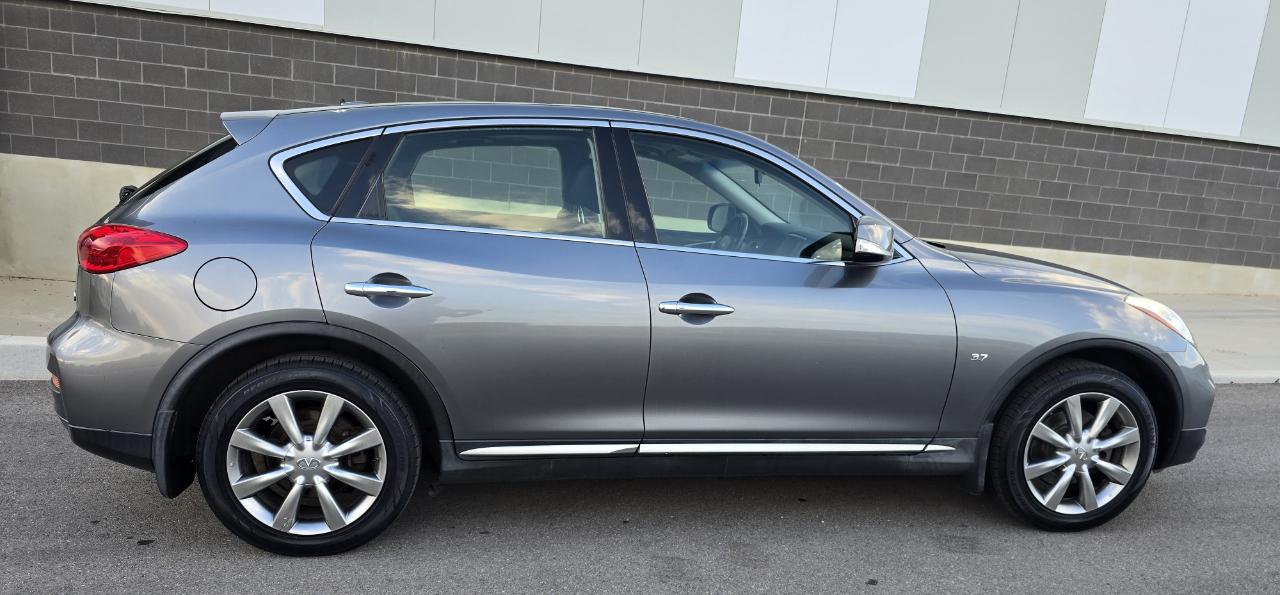Infiniti QX50 Base AWD 2017