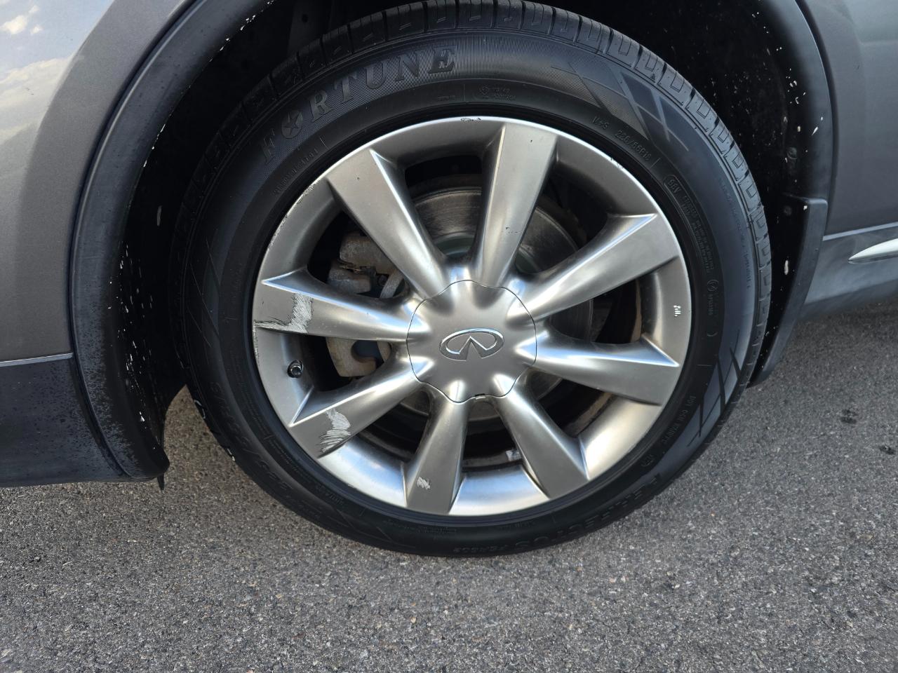 Infiniti QX50 Base AWD 2017