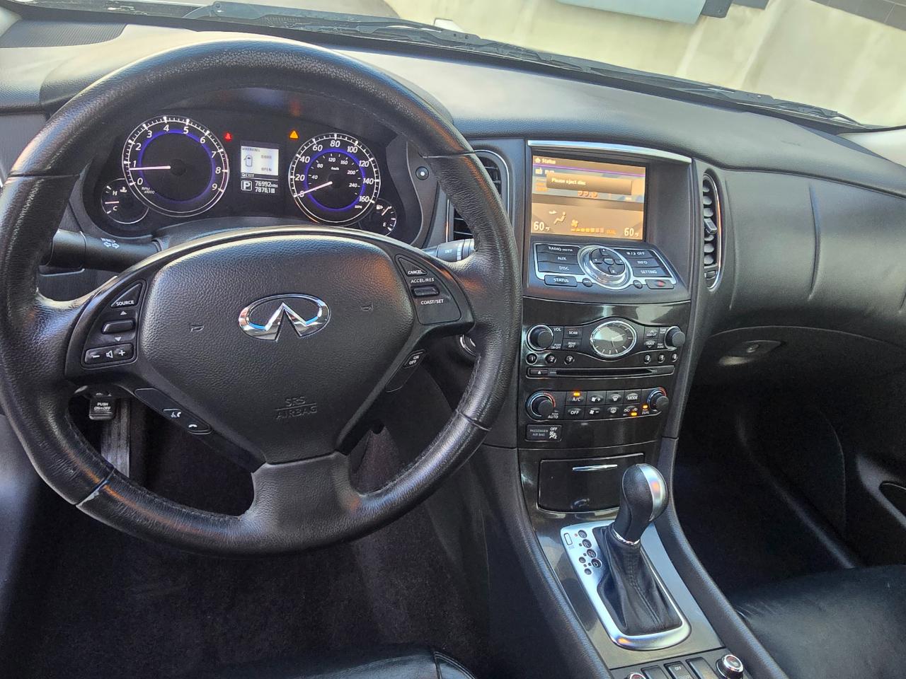 Infiniti QX50 Base AWD 2017