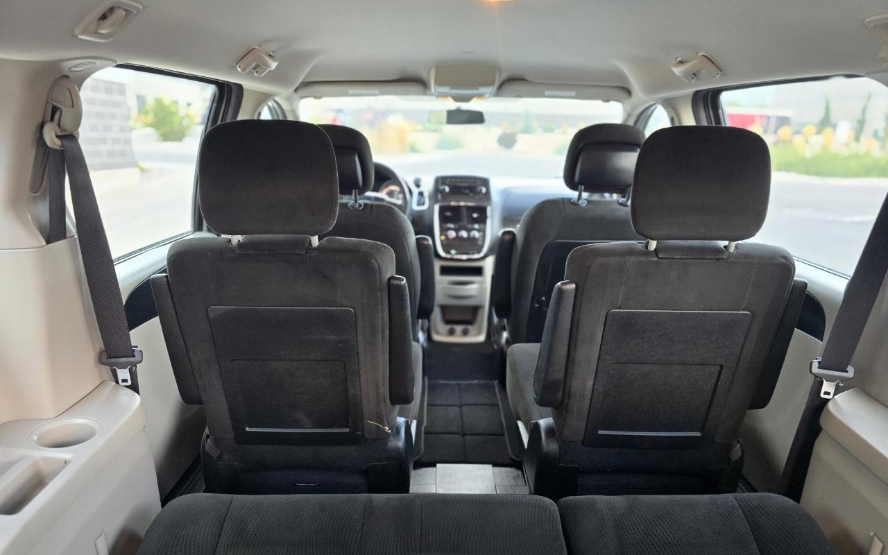 Dodge Grand Caravan SE 2016