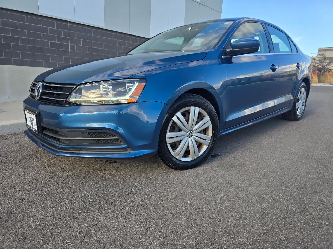 Volkswagen Jetta 1.4T S 6A 2017