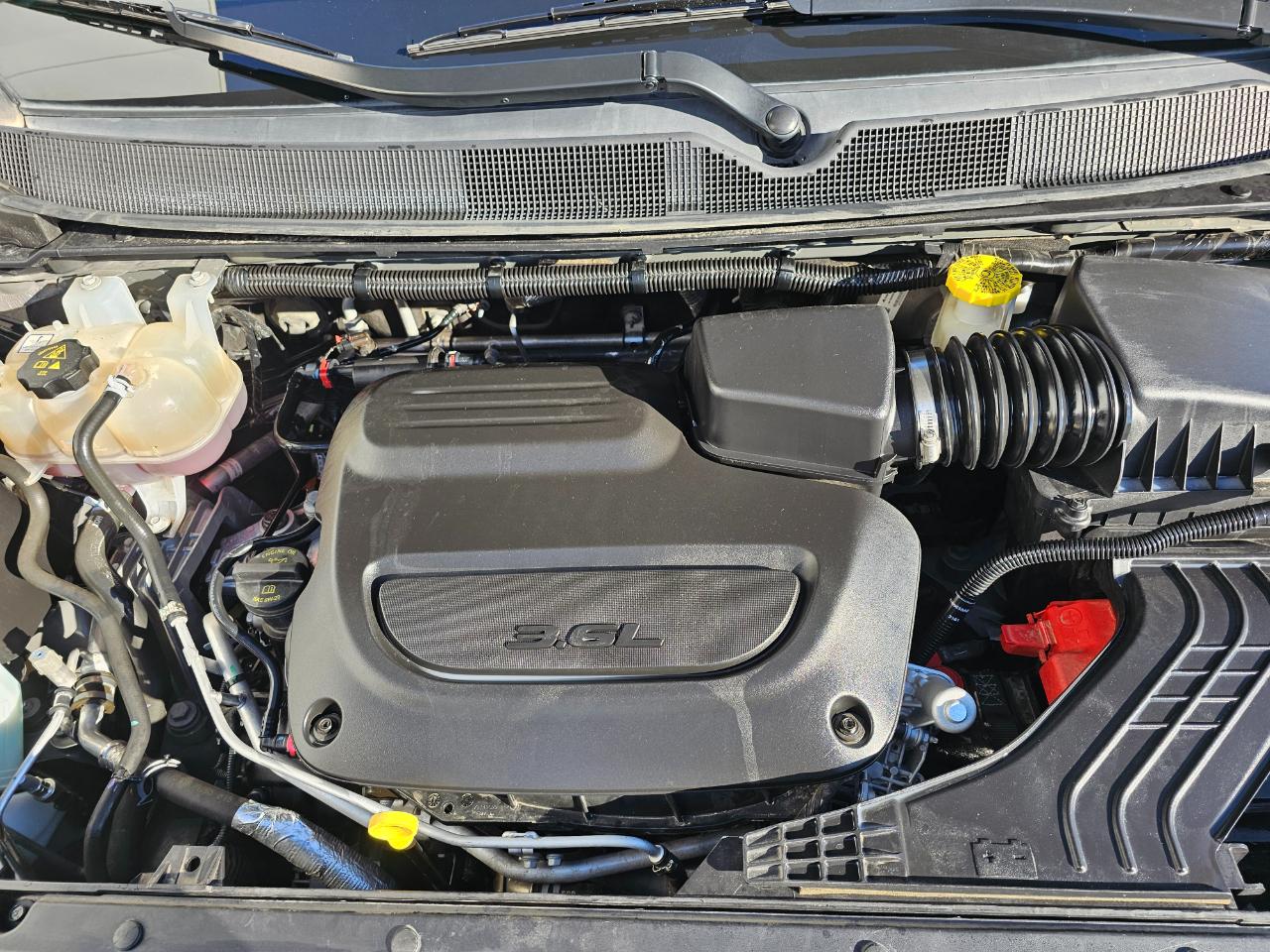 Chrysler Pacifica Select 2025