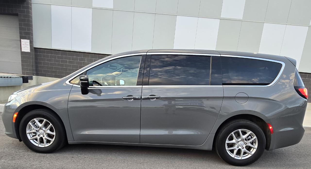 Chrysler Pacifica 4dr Wgn Touring-L 2025