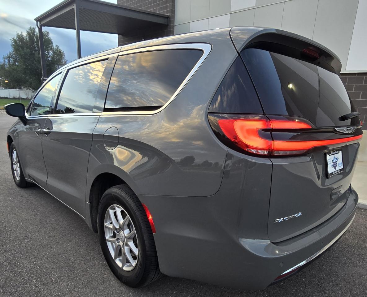 Chrysler Pacifica 4dr Wgn Touring-L 2025