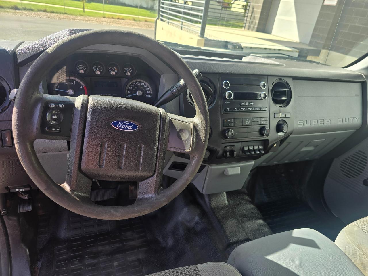Ford F-350 SD XL SuperCab 4WD DRW 2015
