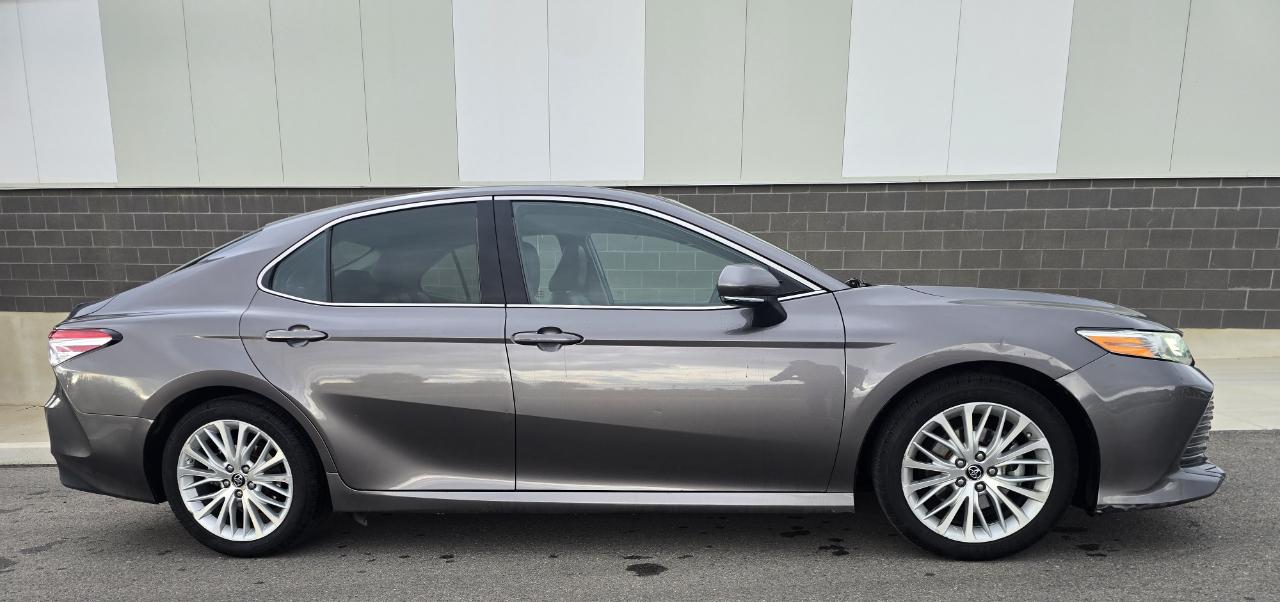 Toyota Camry XLE 2019