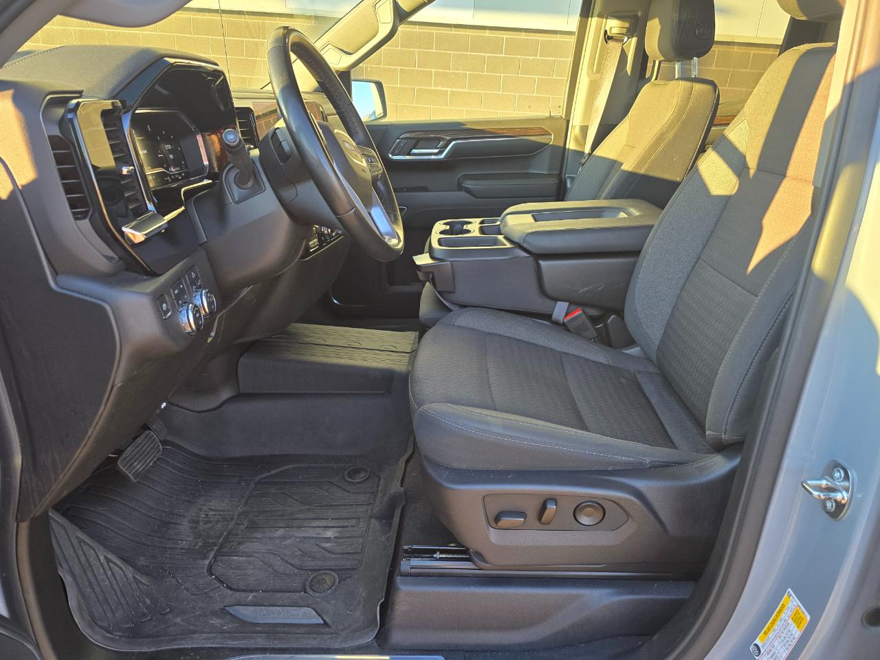 GMC Sierra 1500 Elevation Double Cab 4WD 2024