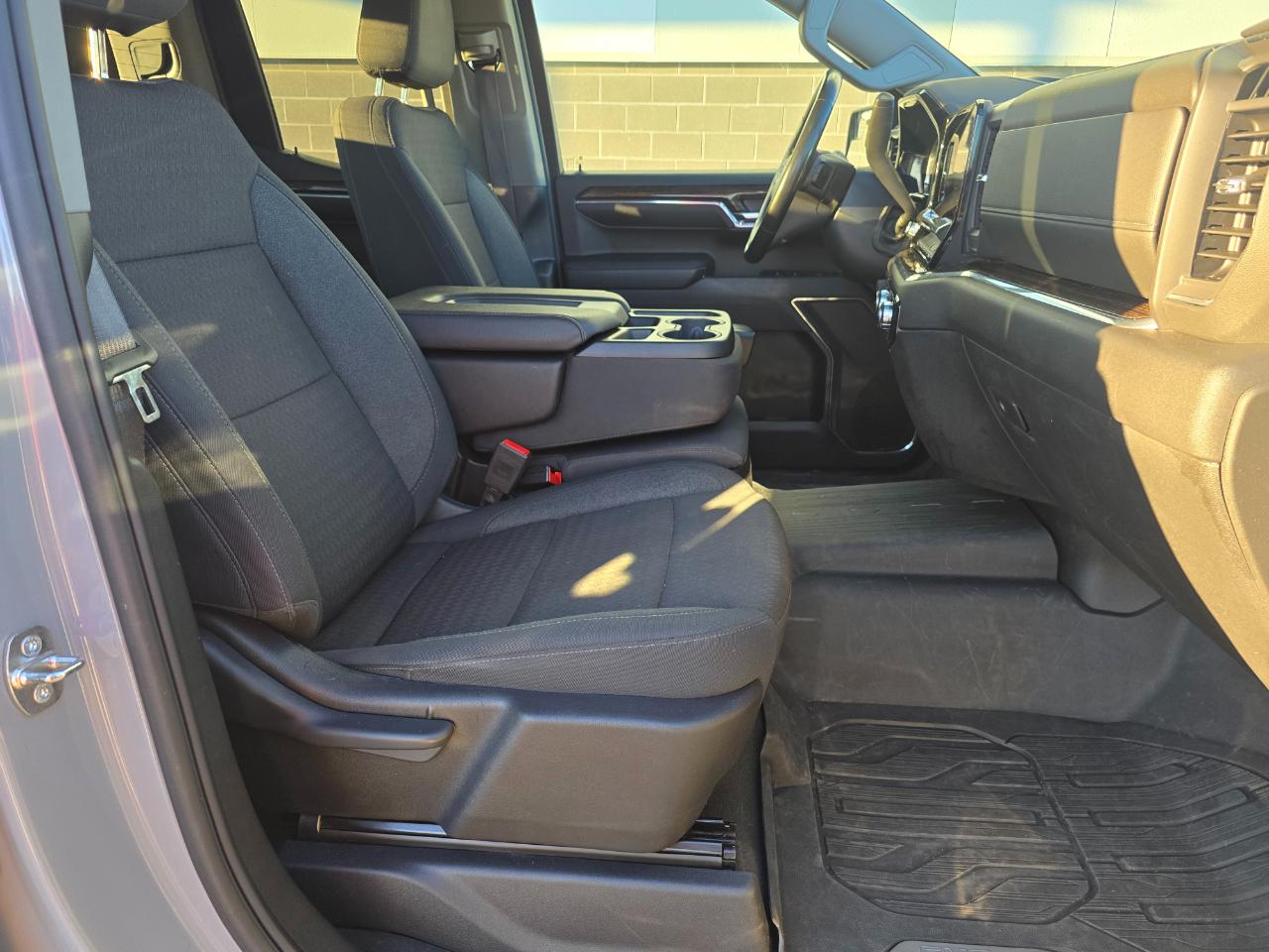 GMC Sierra 1500 Elevation Double Cab 4WD 2024