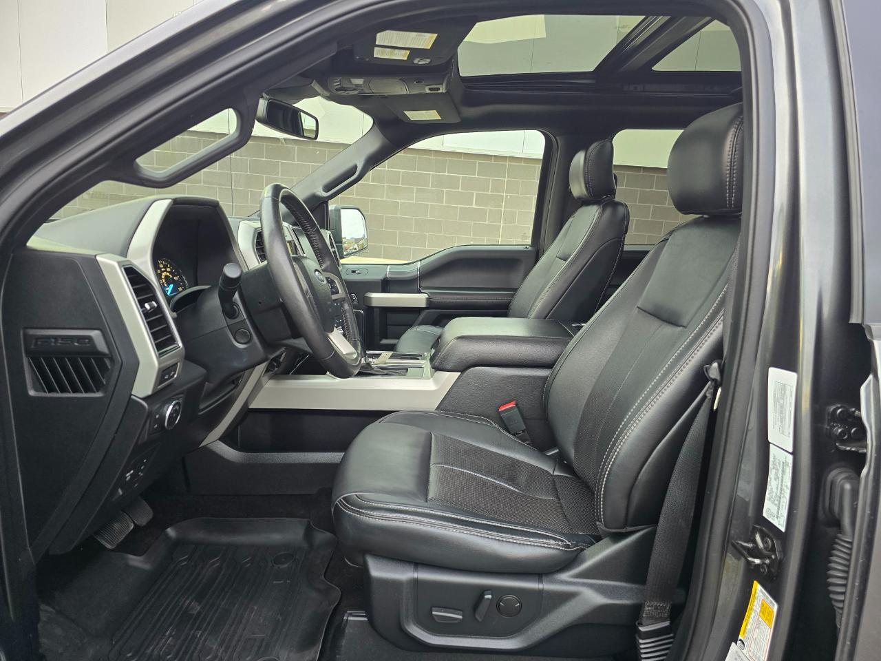 Ford F-150 Lariat SuperCrew 5.5-ft. Bed 4WD 2019