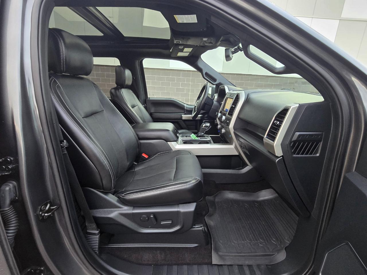 Ford F-150 Lariat SuperCrew 5.5-ft. Bed 4WD 2019