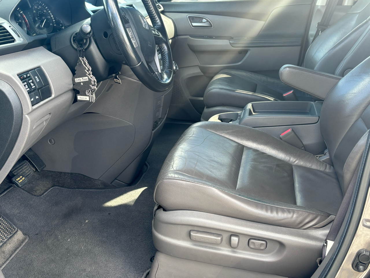 Honda Odyssey 5dr Touring 2012 Honda Odyssey 5dr Touring 2012