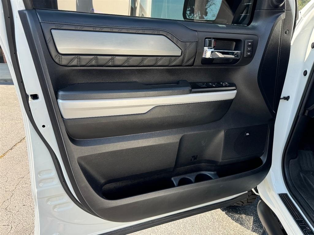 Toyota Tundra Platinum CrewMax 5.7L 4WD 2020