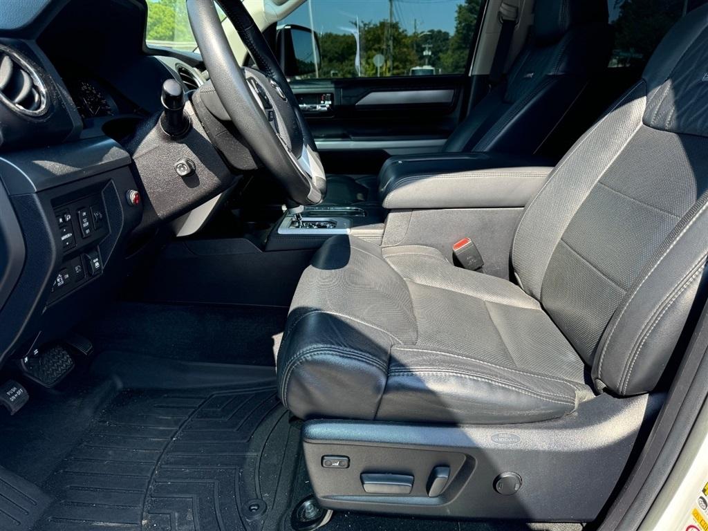 Toyota Tundra Platinum CrewMax 5.7L 4WD 2020